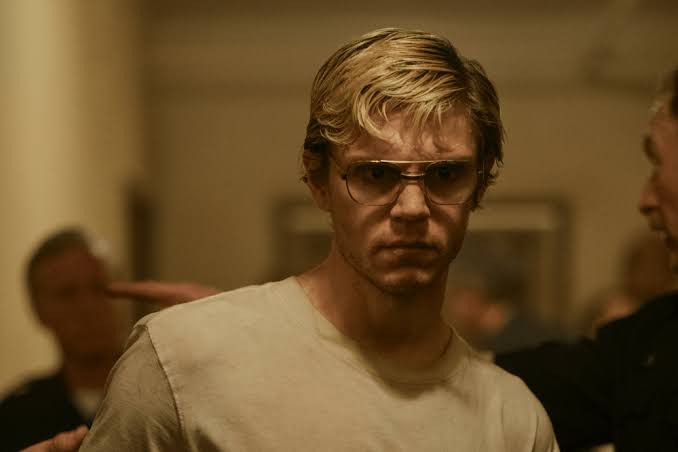 Jeffrey Dahmer: The Complete Story of the Milwaukee Cannibal’s Life, Crimes, and Downfall